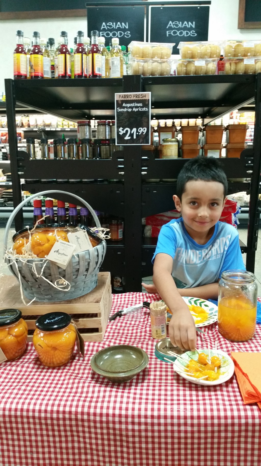 Apricot tastings and potato&nbsp;curry